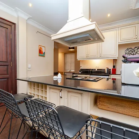 Apartman Three-bedroom Family In Managed - Location Near Taksim 4*