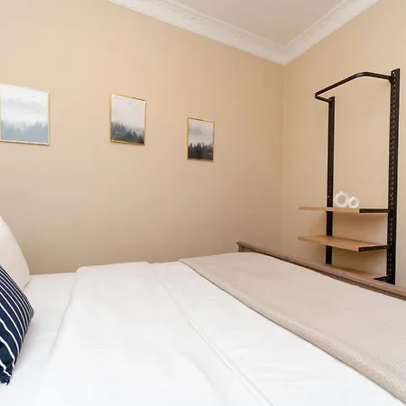 Apartamento Three-bedroom Family In Managed - Location Near Taksim Estambul