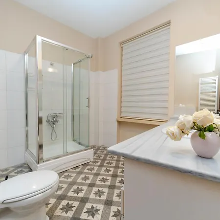 Apartamento Three-bedroom Family In Managed - Location Near Taksim