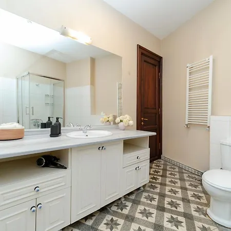 Apartamento Three-bedroom Family In Managed - Location Near Taksim Estambul