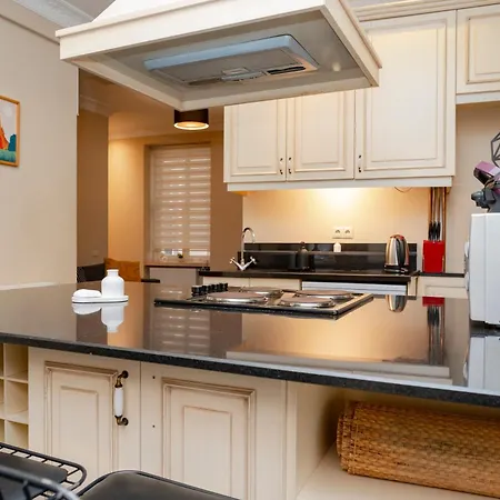 Three-bedroom Family In Managed - Location Near Taksim 4*